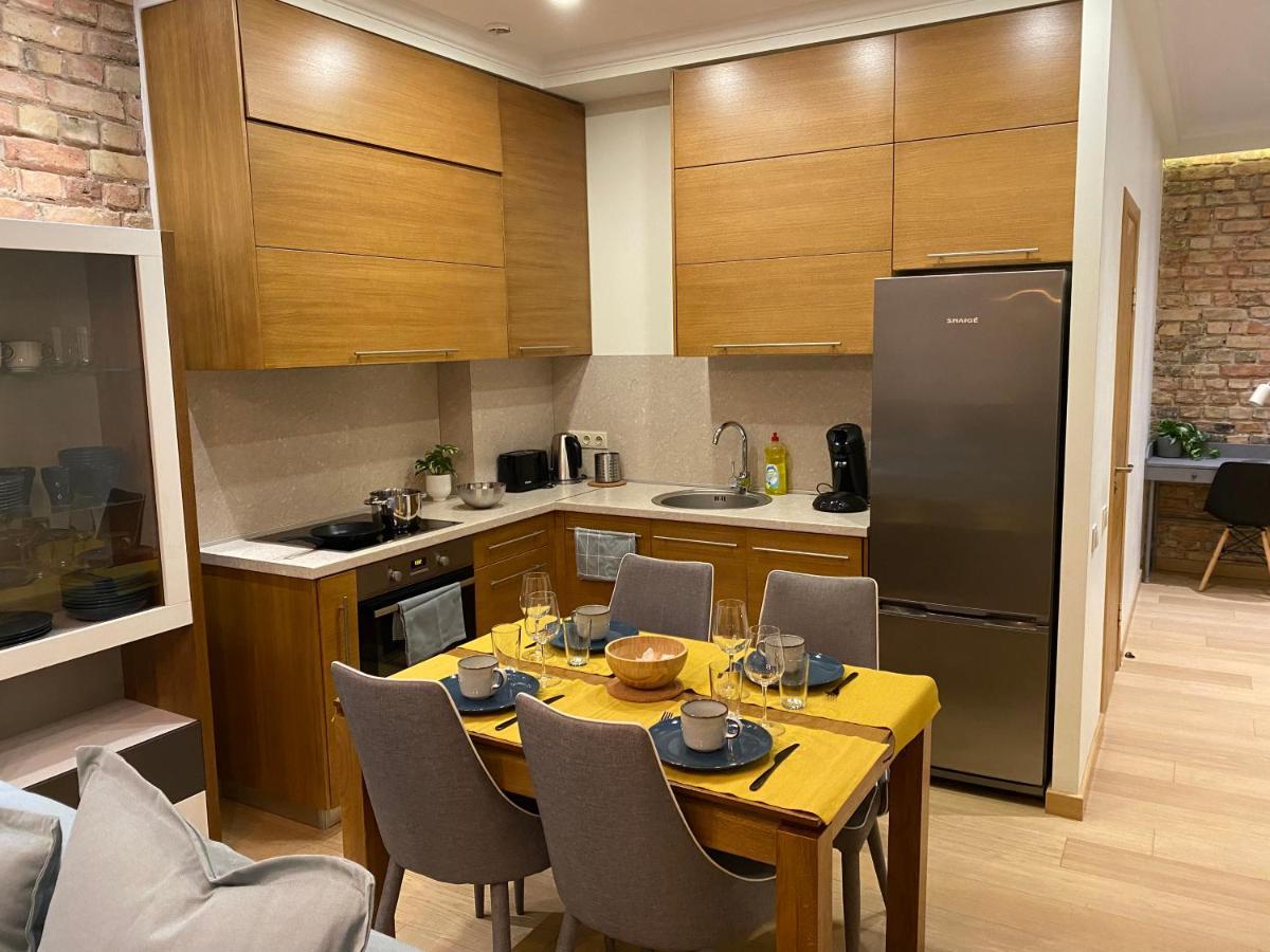 Cosy 2 Bedroom In Center Lägenhet *